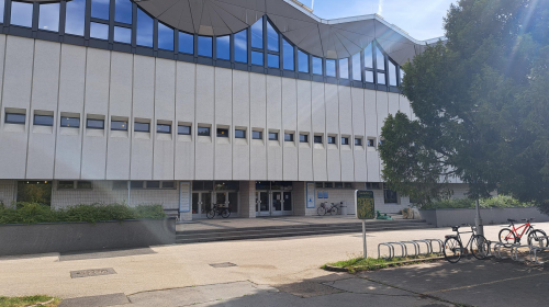 7 számú kép helyett Fedett Uszoda2 .jpg
