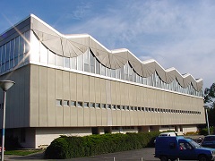 Fedett Uszoda
